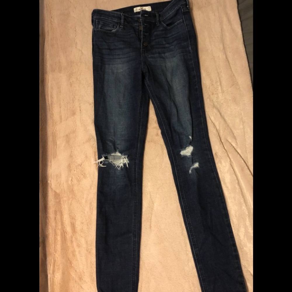 High waisted ripped knee pants
